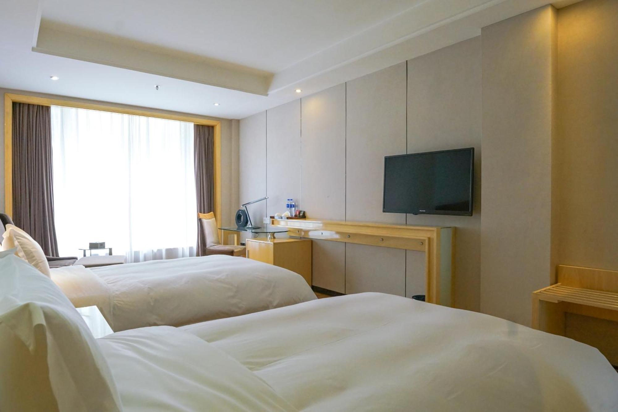 Paco Hotel Ouzhuang Metro Guangzhou-Free Shuttle To Canton Fair Exterior foto